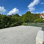 Dom wakacyjny Eden House *