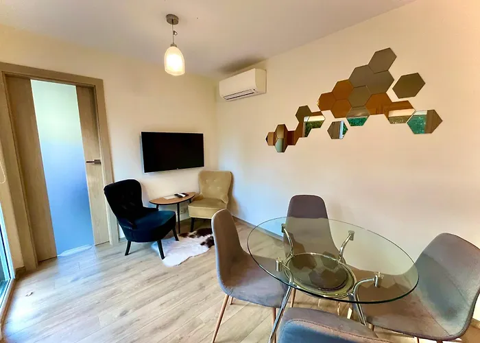 Holiday home Eden House *